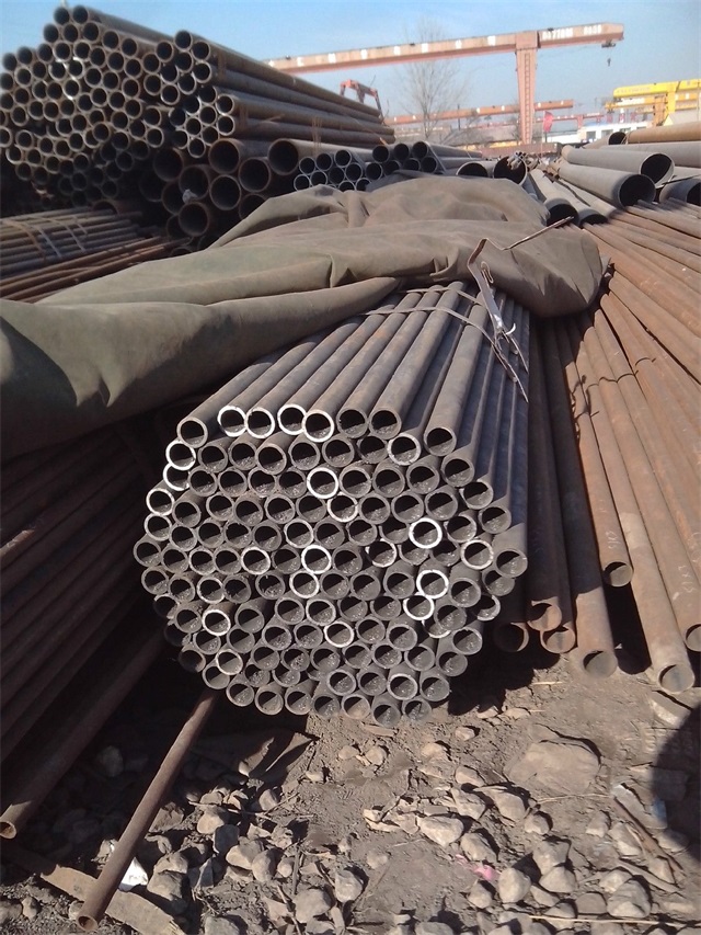 枣庄小口径无缝钢管