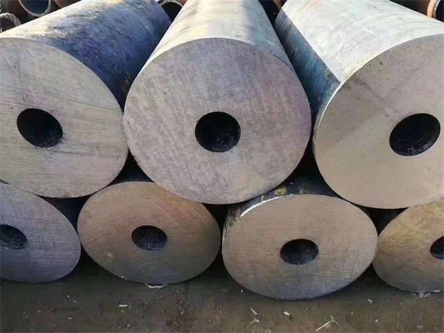 枣庄厚壁热轧无缝钢管